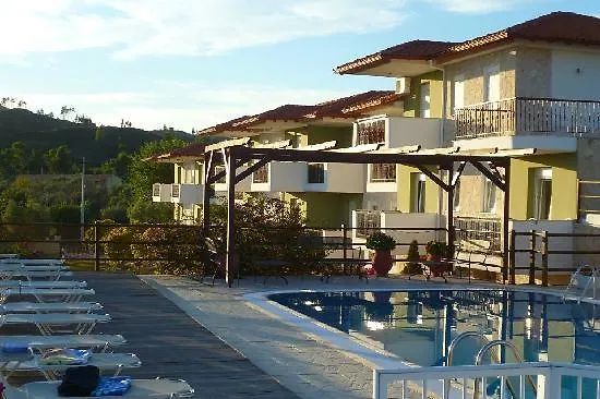 Ξενοδοχείο με διαμερίσματα Ampelia Hotel Kassandra Χανιώτη