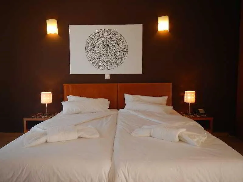Ξενοδοχείο με διαμερίσματα Ampelia Hotel Kassandra Χανιώτη